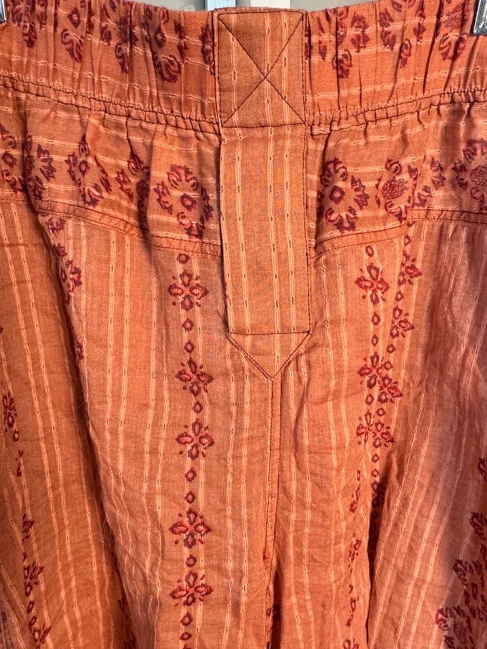 FP Intimately flowy muted  orange with flowers Pant sz M - Picture 2 of 3